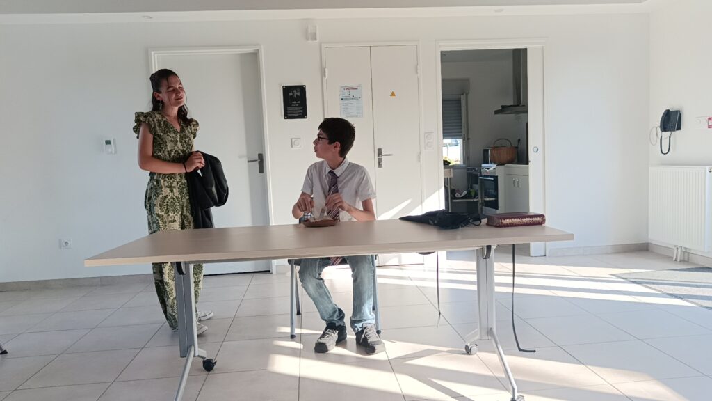 cours de théâtre à saint étienne de chigny
